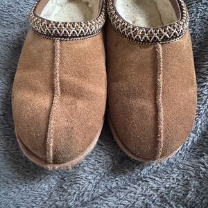 UGG Kids Tan Suede Slippers